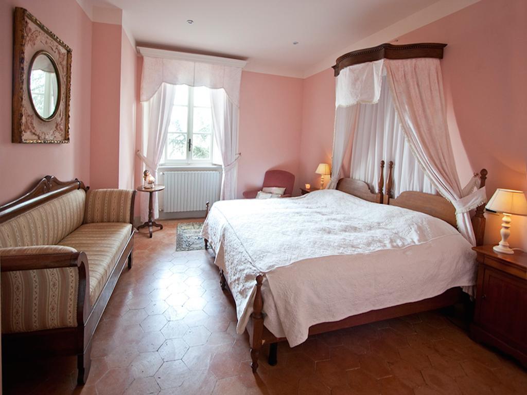 Castello Di Coazzolo Bed & Breakfast เนเว ห้อง รูปภาพ